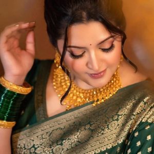 বেনারসি সিল্ক কাতান শাড়ি